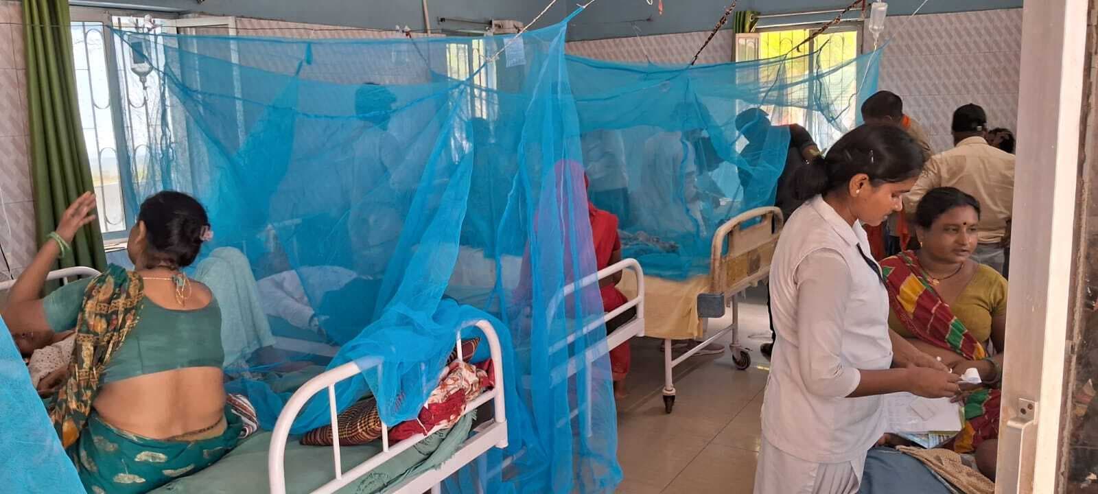 ग्रामीण क्षेत्रों में भी बढ़ने लगे डेंगू के मामले, दो नये संभावित मरीज अस्पताल में भर्ती