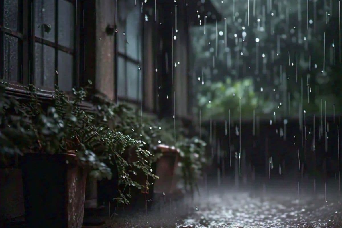 Aaj Ka Mausam: तपती गर्मी के बीच झारखंड में फिर बदलेगा मौसम, गरज के साथ बारिश के आसार