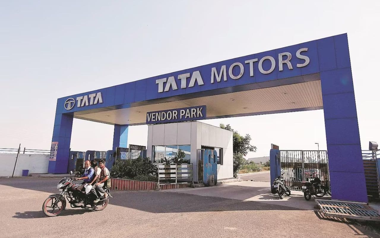 Tata Motors की कारों पर खराब मौसम की मार, सितंबर में 15 प्रतिशत तक बिक्री घटी