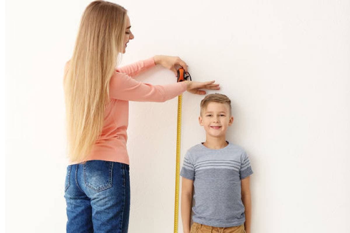 Child Height: बच्चों की उम्र के अनुसार एवरेज हाइट, क्या आपका बच्चा सही विकास कर रहा है? Child Height: बच्चों की उम्र के अनुसार एवरेज हाइट, क्या आपका बच्चा सही विकास कर रहा है?