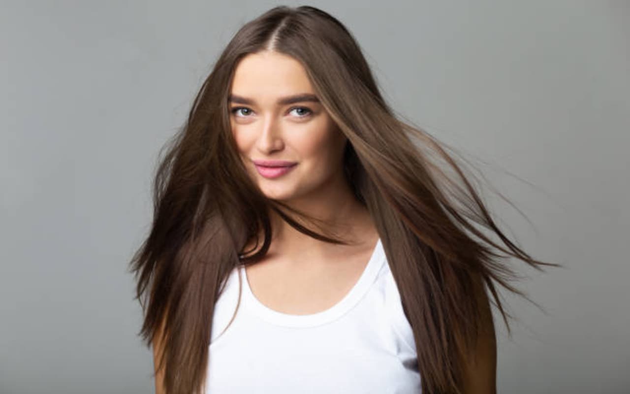 Hair Care Tips: हीट से डैमेज्ड बालों को अब घर पर ही बनाएं स्मूद और सिल्की, उपाय आपके किचन में है मौजूद