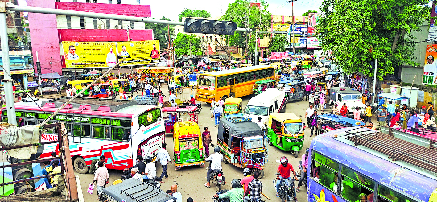 शहर में तीन अक्तूबर से लागू हो जायेंगे नये ट्रैफिक नियम