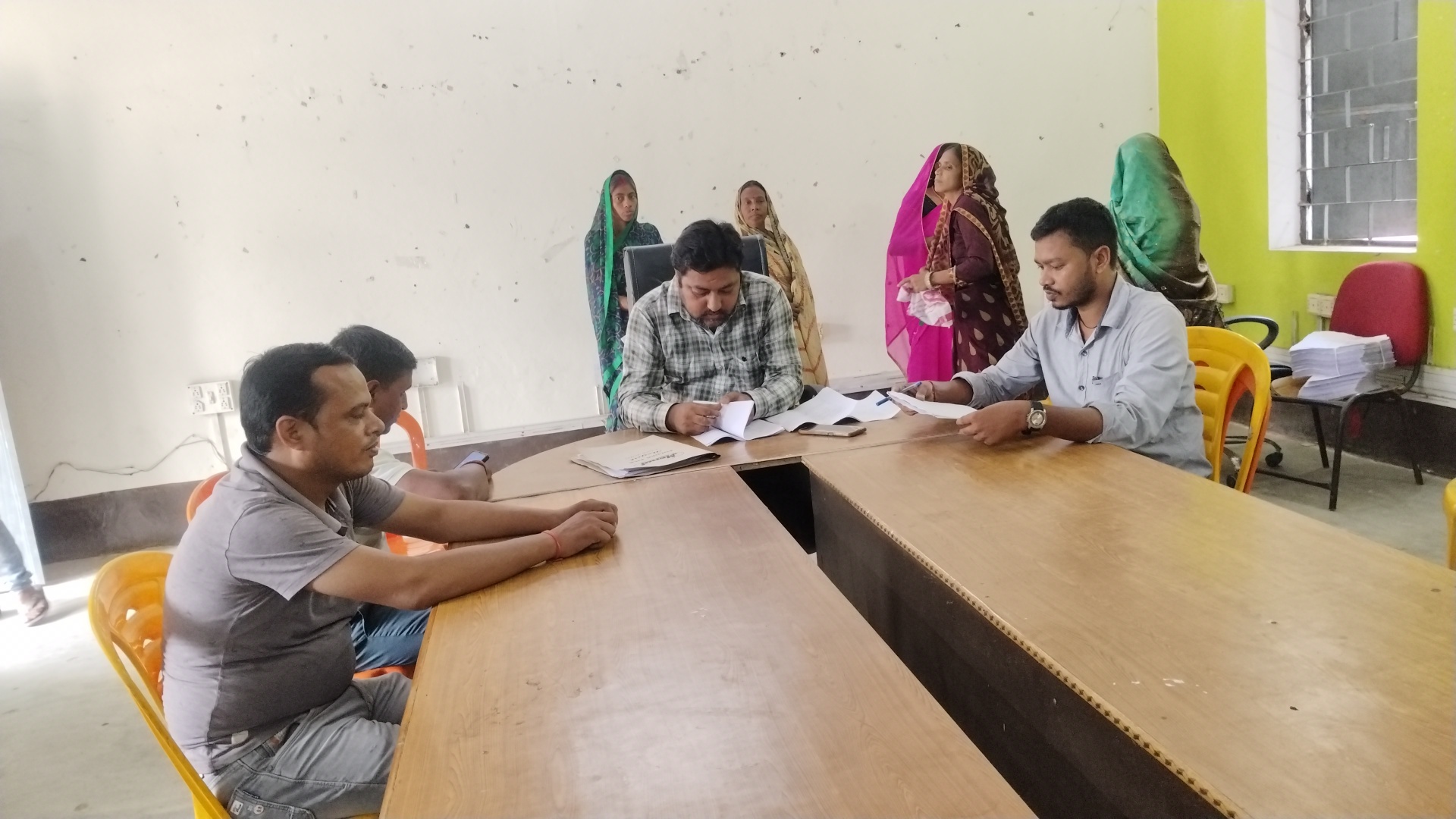 Aurangabad News : पैक्स चुनाव को लेकर बढ़ी राजनीतिक सरगर्मी