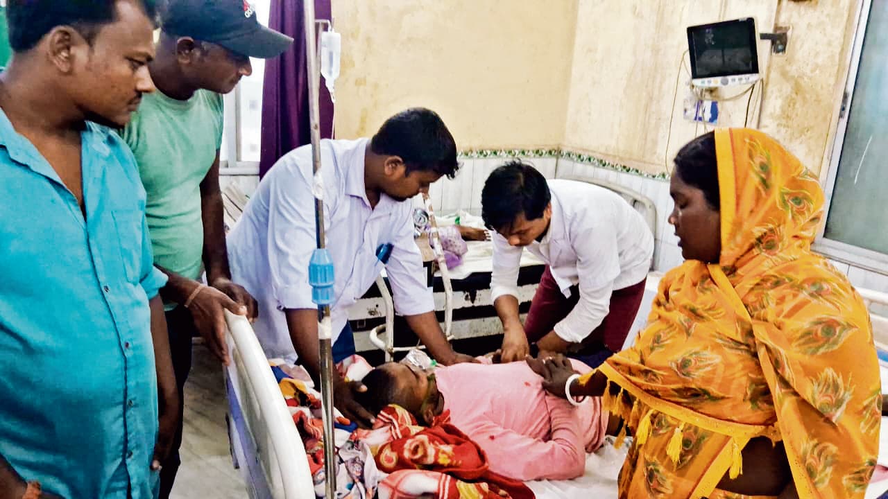 Gopalganj News : जहरीली शराब पीने से दो लोगों की मौत, तीन बीमार, परिजनों में मचा कोहराम