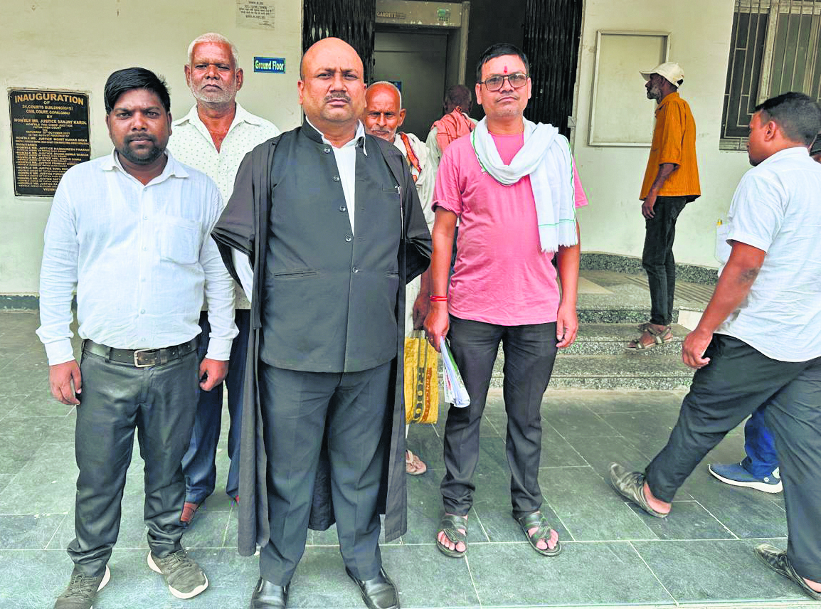 Gopalganj News : राजेंद्र नगर बस स्टैंड की फर्जी जमाबंदी के मामले में कोर्ट ने नगर परिषद से मांगा साक्ष्य, सीओ की अग्रिम जमानत पर फैसला टला