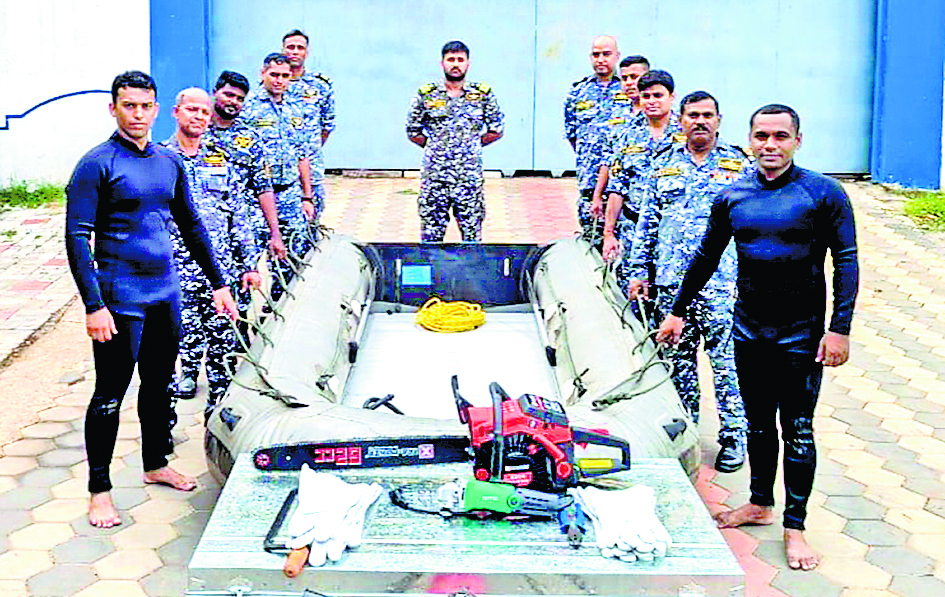 ””डाना”” के मद्देनजर हर परिस्थिति से निबटने के लिए भारतीय तटरक्षक भी पूरी तरह तैयार