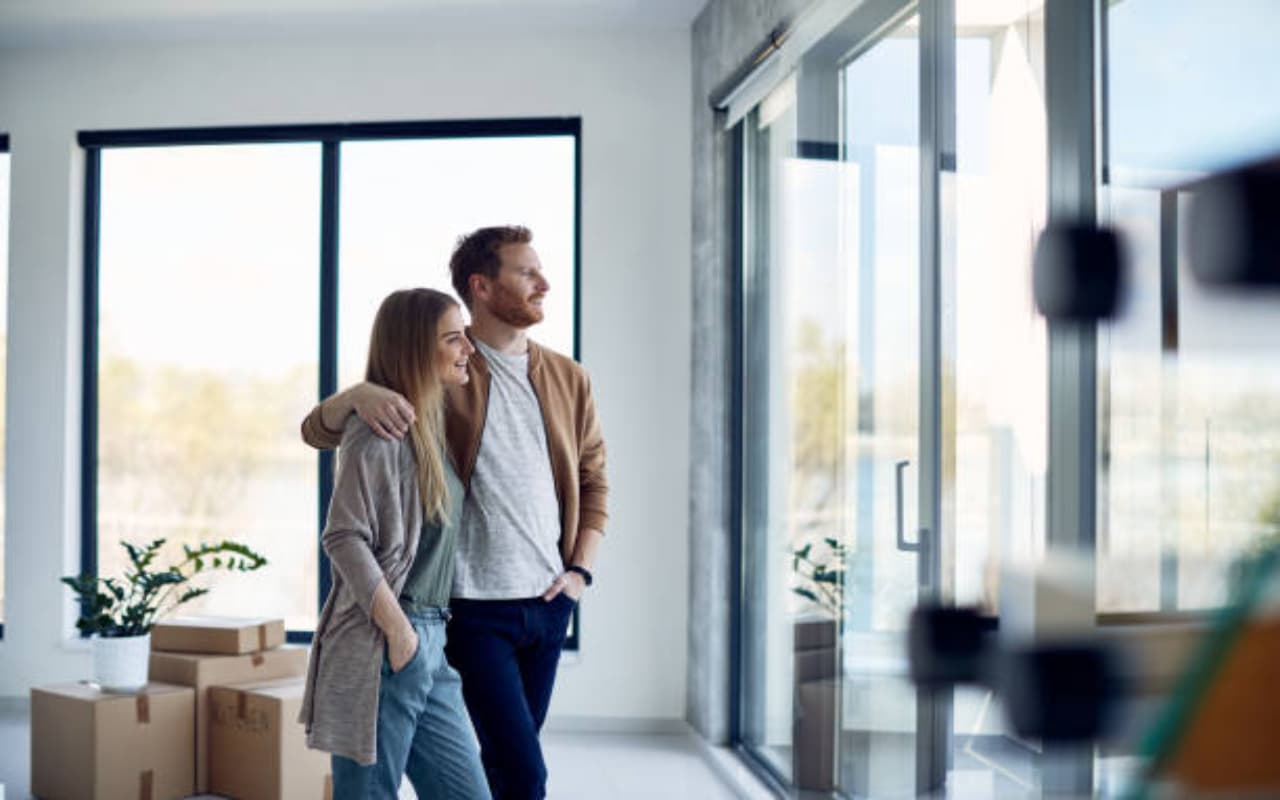 Vastu Tips: नया फ्लैट खरीदने की कर रहे प्लानिंग? वास्तु के इन नियमों का जरूर रखें ख्याल