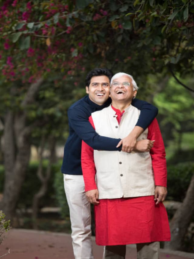 बड़े-बुजुर्गों से आपको कभी नहीं कहनी चाहिए ये बातें