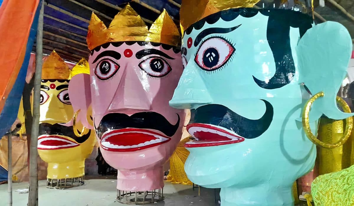 पटना में इको फ्रेंडली पटाखों से होगा 80 फीट रावण का दहन, हनुमान की होगी हवा में एंट्री, जानें कैसी है तैयारी