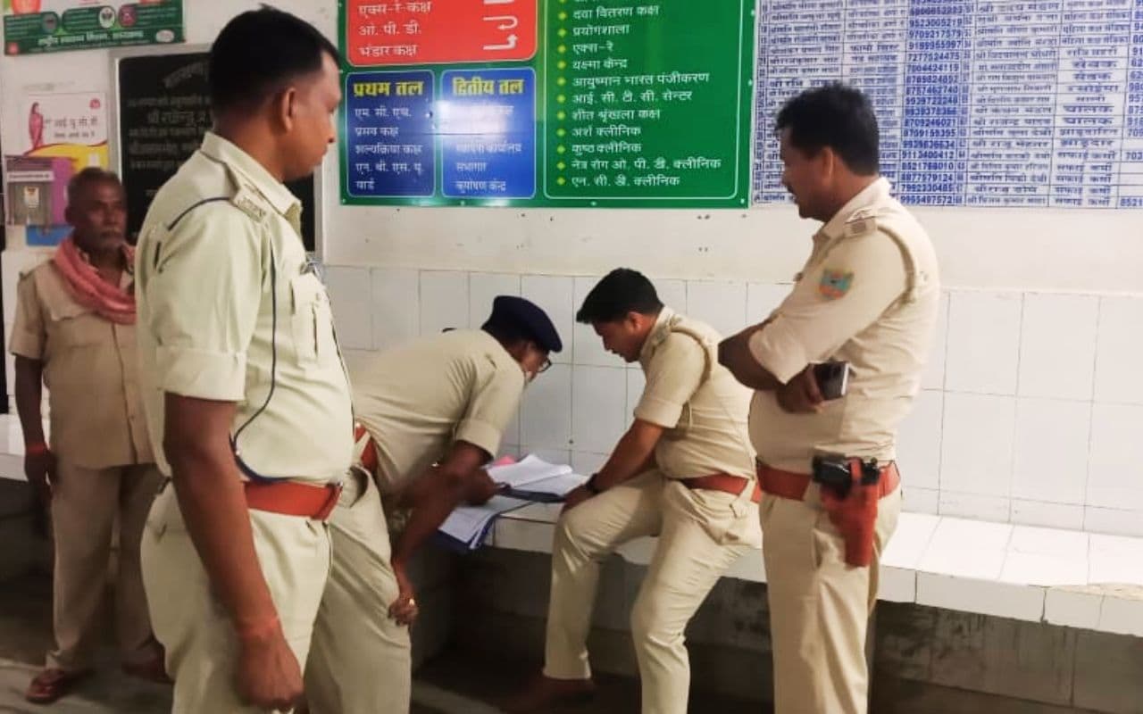 मातम में बदला उत्सव का माहौल, दुर्गा पूजा में नानी घर आए 2 सगे भाई तालाब में डूबे
