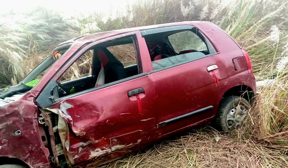 Road Accident: छपरा में दर्दनाक सड़क हादसा, कार और बाइक की भीषण टक्कर, दो युवकों की मौत