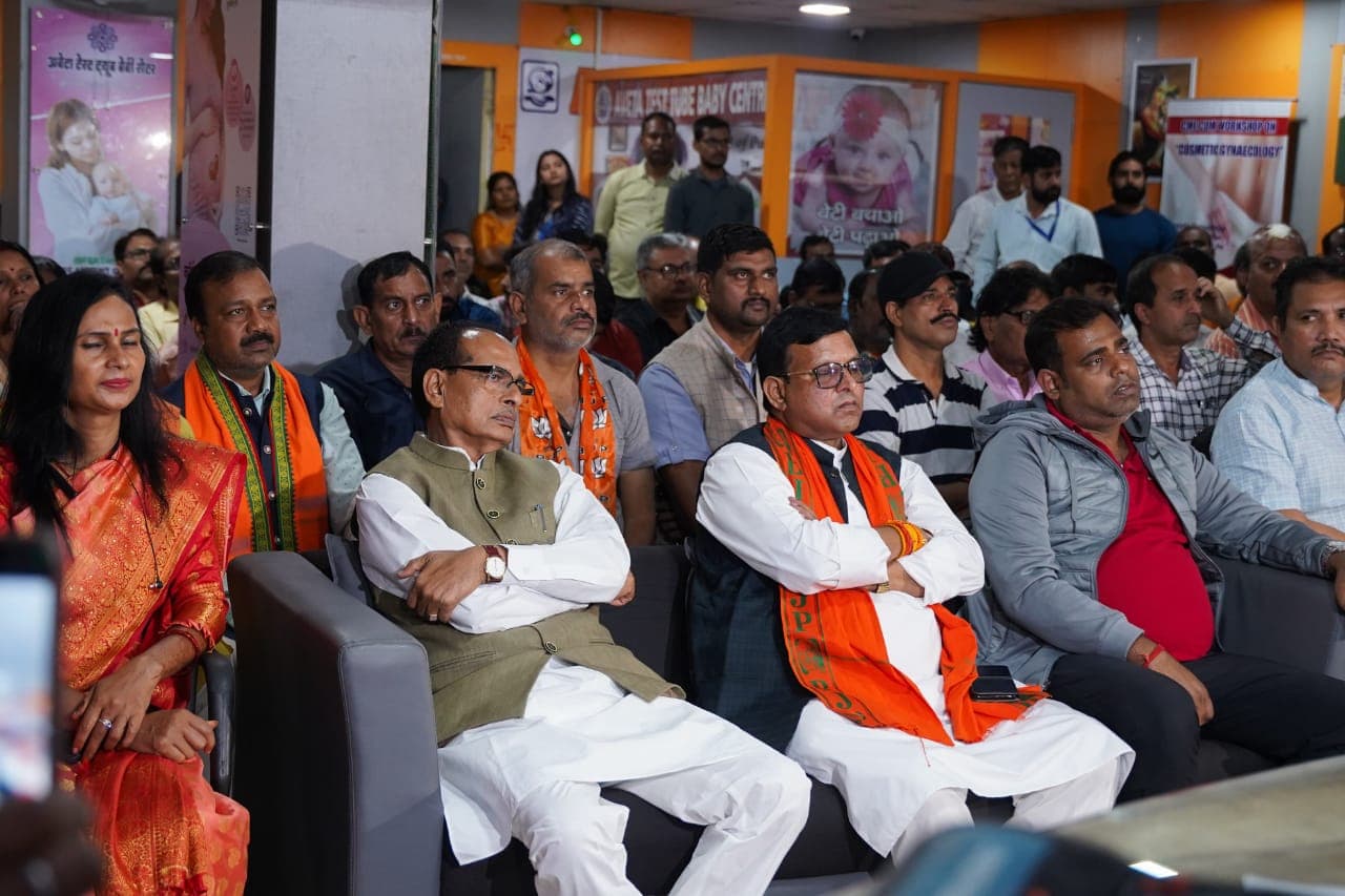 Jharkhand Vidhan Sabha Chunav 2024: ‘सीता सोरेन का हुआ अपमान’, झारखंड सरकार की चुप्पी पर बीजेपी ने उठाए सवाल