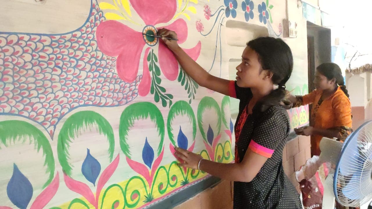 Jamshedpur News : आदिवासी बहुल गांव में गोट बाेंगा के साथ सोहराय पर्व का आज से आगाज