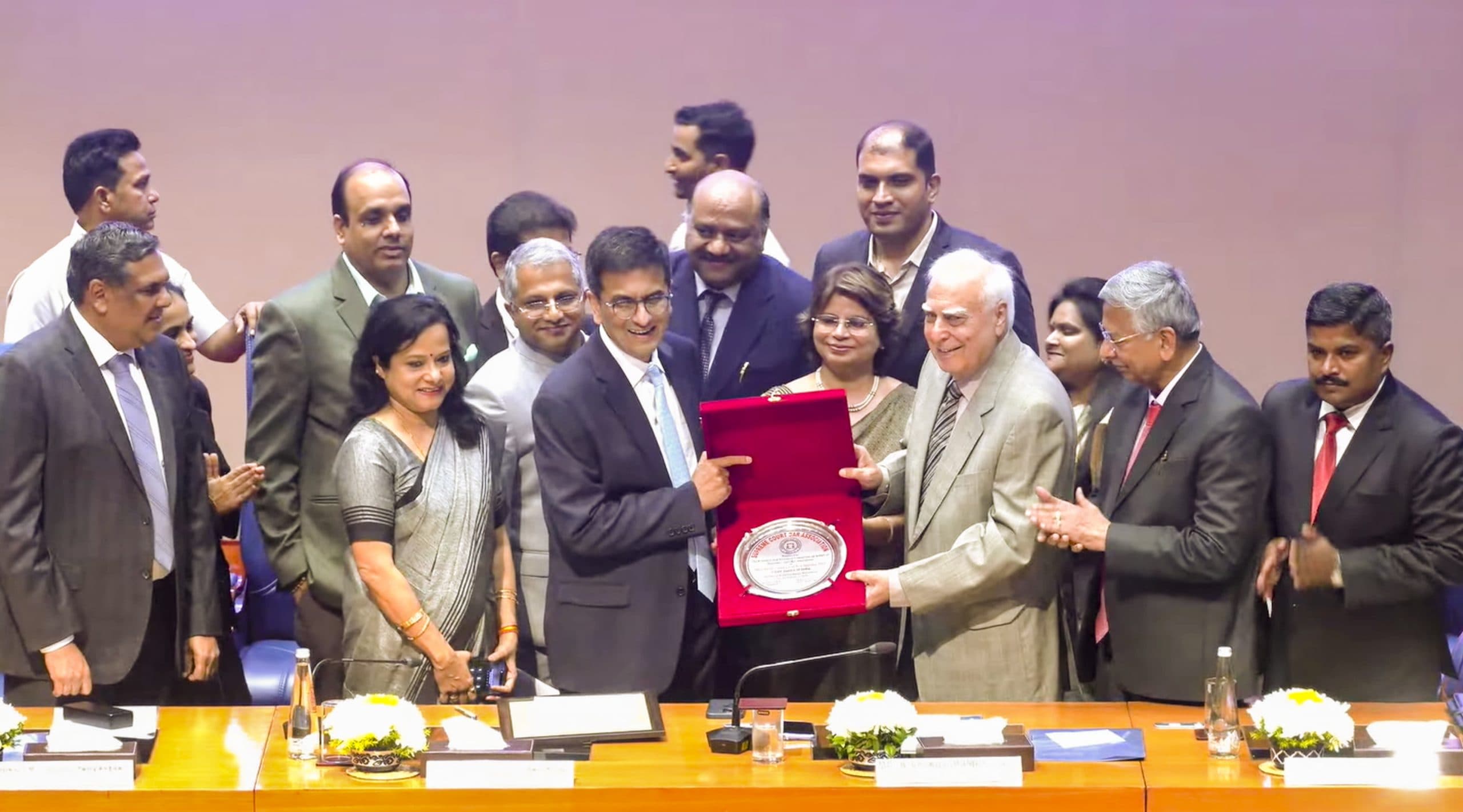 CJI Farewell: सीजेआई ने आलोचकों को शायराना अंदाज में दिया जवाब, कहा- 'मैं दुश्मनों का बड़ा एहतिराम करता हूं'