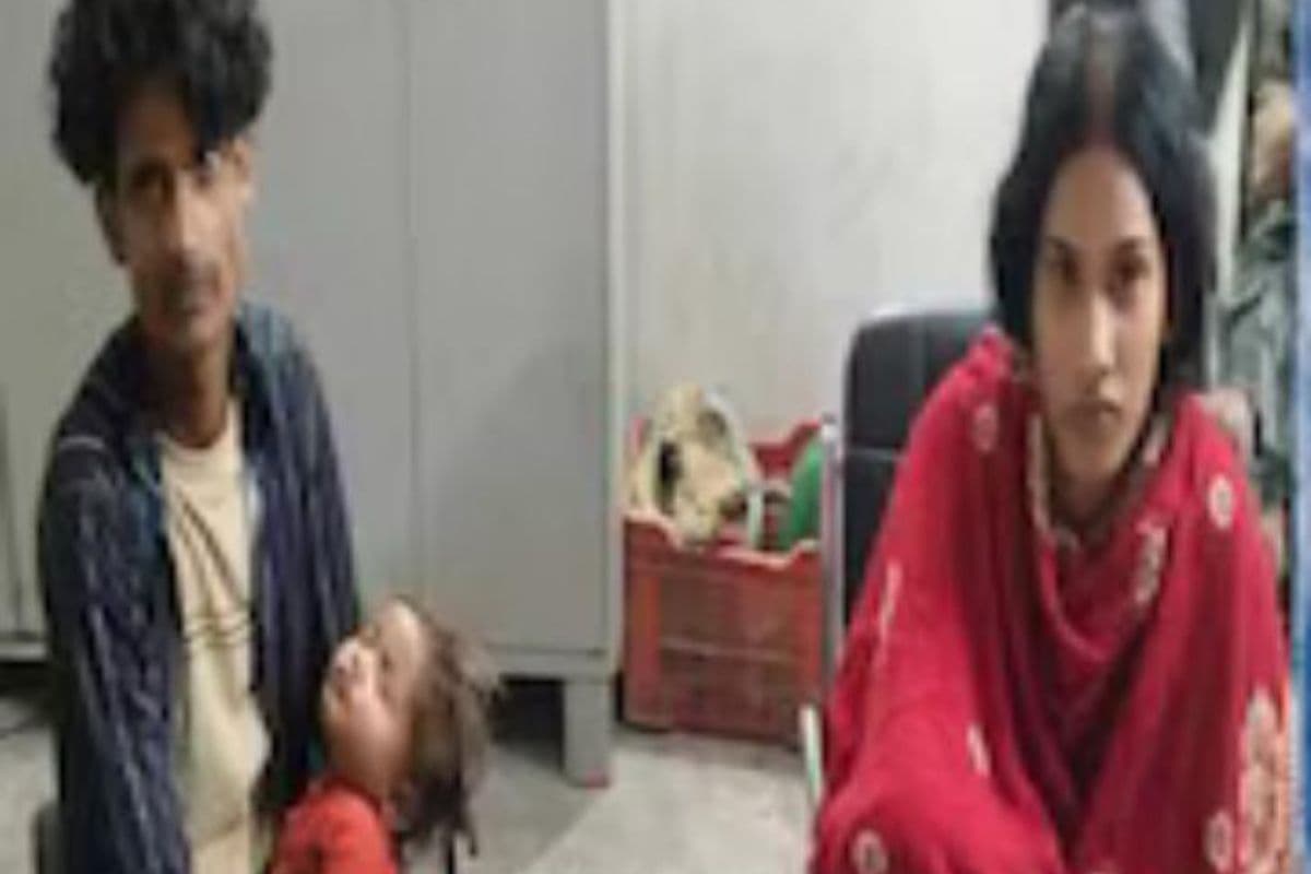 बीवी को मनाने का अनोखा तरिका, बेतिया में 140 फीट ऊंचे टावर से पति ने दी कूदने की धमकी