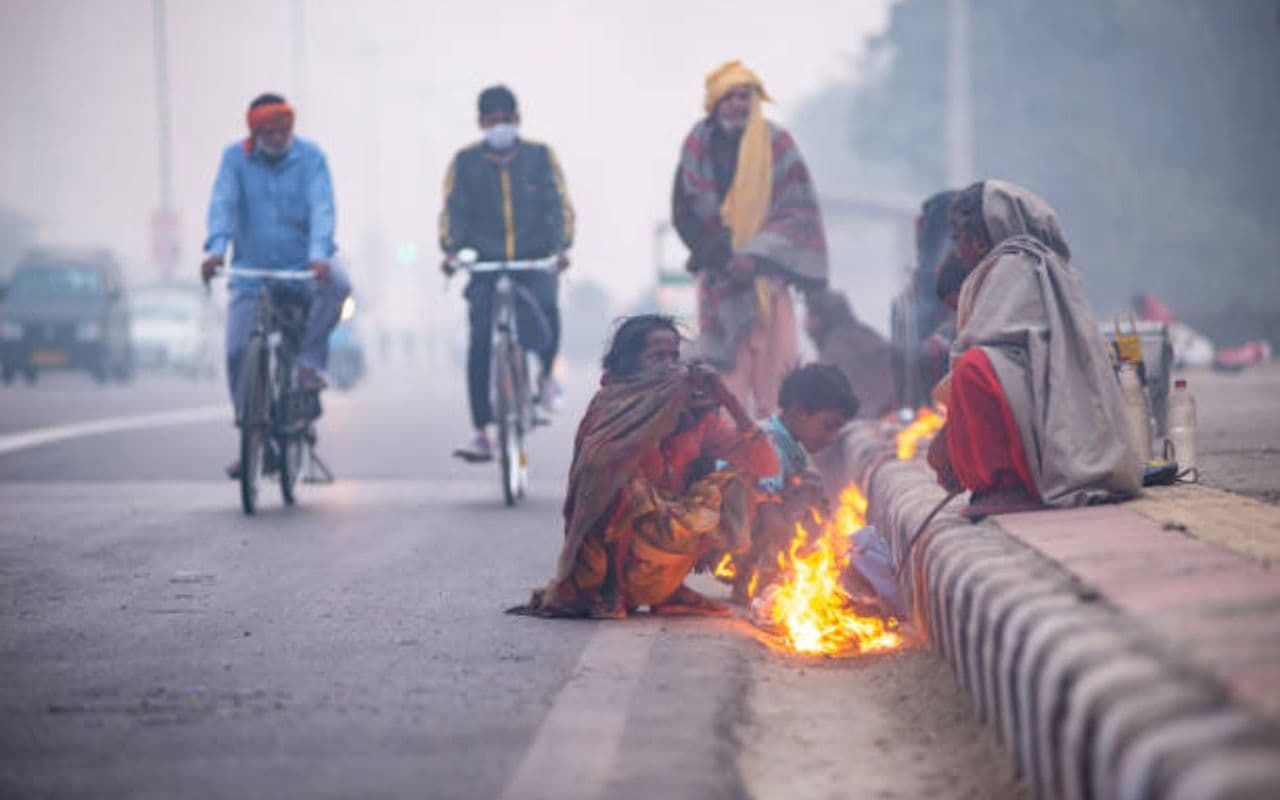 Bihar Weather: पछुआ हवा से बिहार में गिर रहा तापमान, दो दिन बाद ठंड दिखाएगा रंग