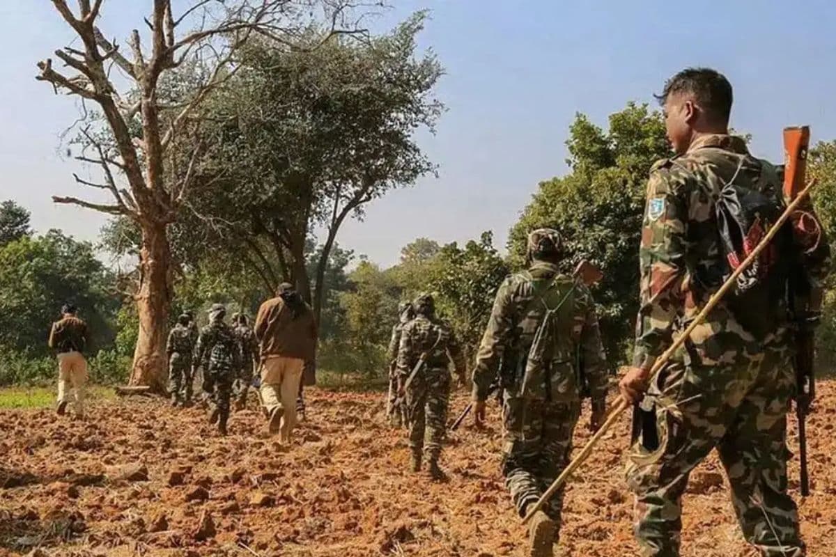 छत्तीसगढ़ में मुठभेड़, 5 नक्सली मारे गए, 2 सुरक्षाकर्मी घायल
