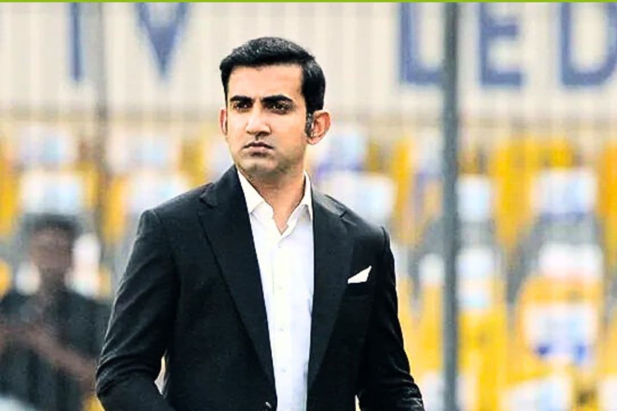 पीआर की आड़ में बच रहे हैं ‘पाखंडी’ गंभीर, मनोज तिवारी का आरोप कहा मेरे परिवार को गाली दी और गांगुली के बारे में…