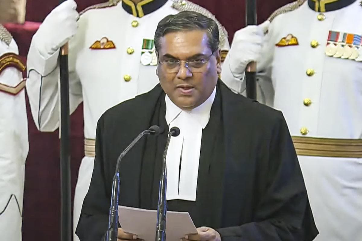 Sanjiv Khanna New CJI: जस्टिस संजीव खन्ना बने देश के 51वें चीफ जस्टिस, राष्ट्रपति भवन में ली शपथ