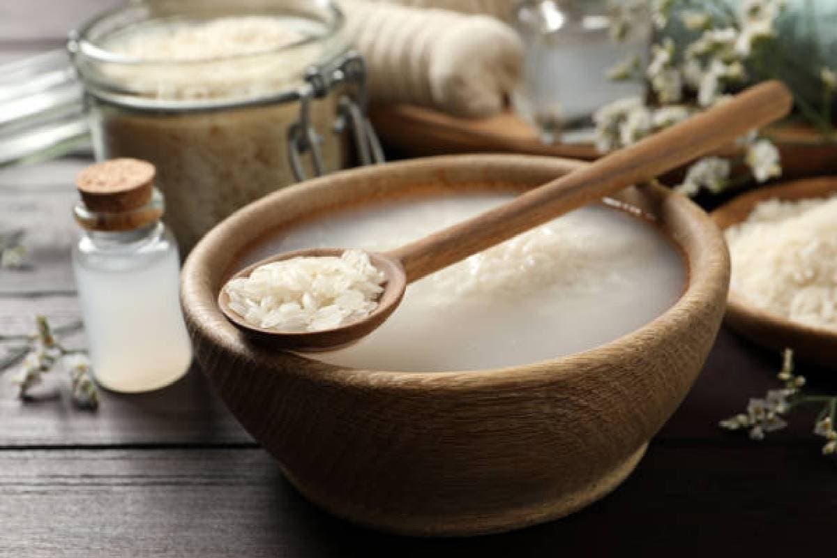 Skin Care Tips: 40 की उम्र में भी दिखना चाहते हैं जवां? इस पानी का करें इस्तेमाल