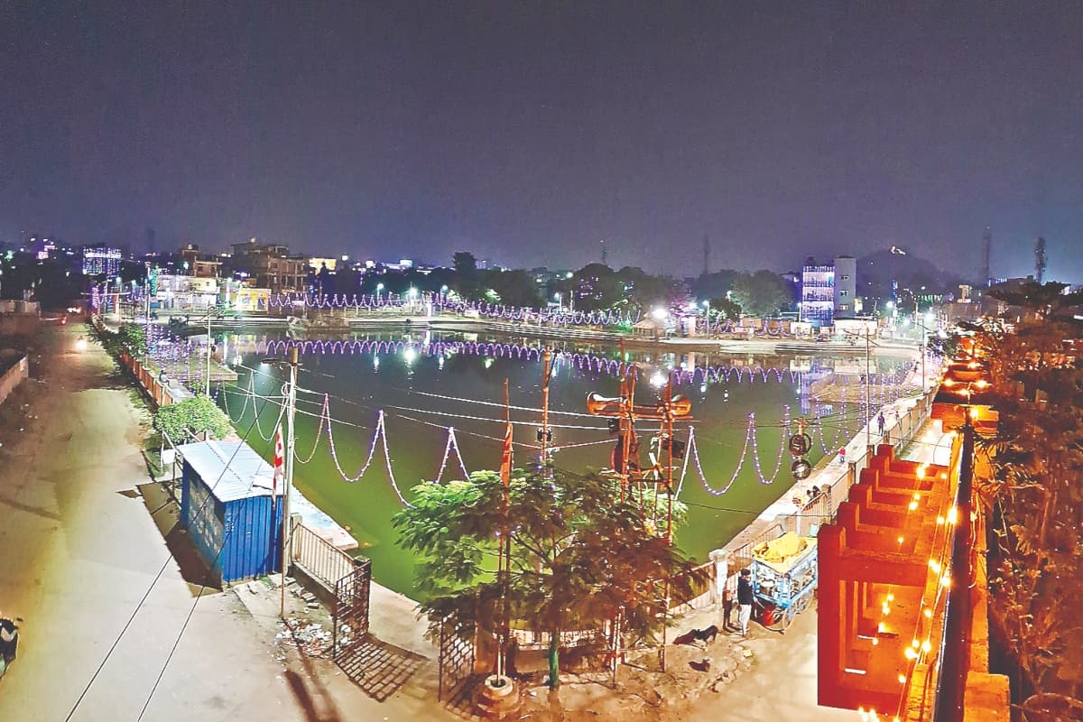 Chhath Puja 2024: छठ पूजा को लेकर प्रशासन मुस्तैद, NDRF की टीमें तैनात, सीसीटीवी से रखी जा रही निगरानी