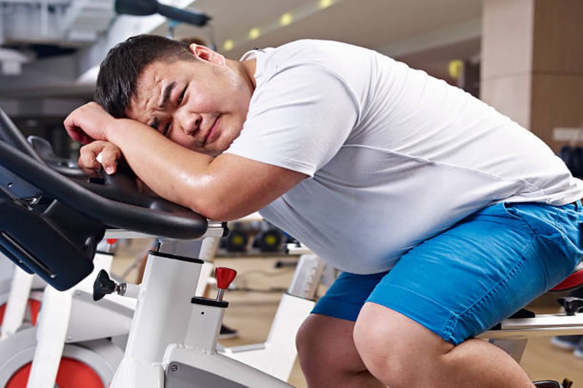 Weight Loss Tips: आलसी लाइफस्टाइल ने बना दिया मोटा? बेली फैट कम करने के लिए हर सुबह जरूर करें ये काम