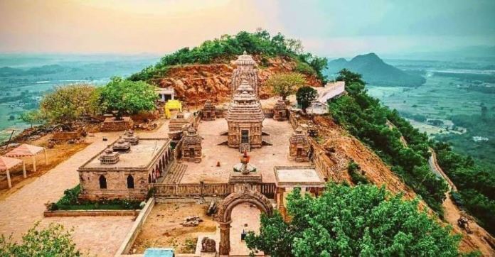 Bhubaneswar News: ब्रह्मपुर में तारा तारिणी मंदिर से 10 लाख रुपये के सोना-चांदी के आभूषण, व नकद लूटे गये