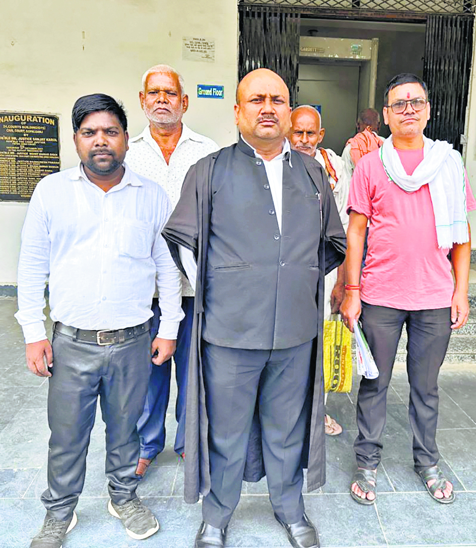 Gopalganj News : राजेंद्र स्टैंड बस स्टैंड की जमीन की फर्जी जमाबंदी में सीओ, सीआइ और राजस्व कर्मचारी को कोर्ट से नहीं मिली राहत