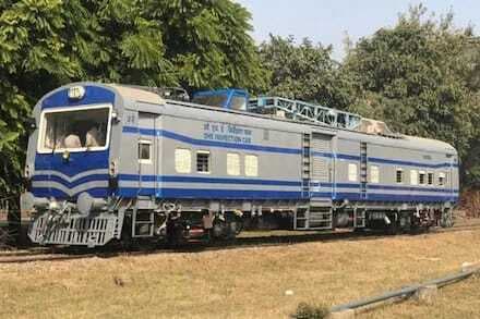 रेल इंजन कारखाना जमालपुर में निर्मित पहले आठ व्हीलर टावर कार का हुआ ट्रायल