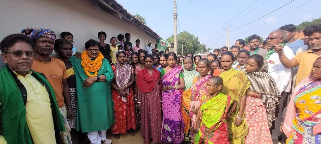 झारखंड में गुजराती बाबा नहीं गुरुजी और हेमंत की है आंधी, जो 23 को दिखेगा : चुन्ना सिंह