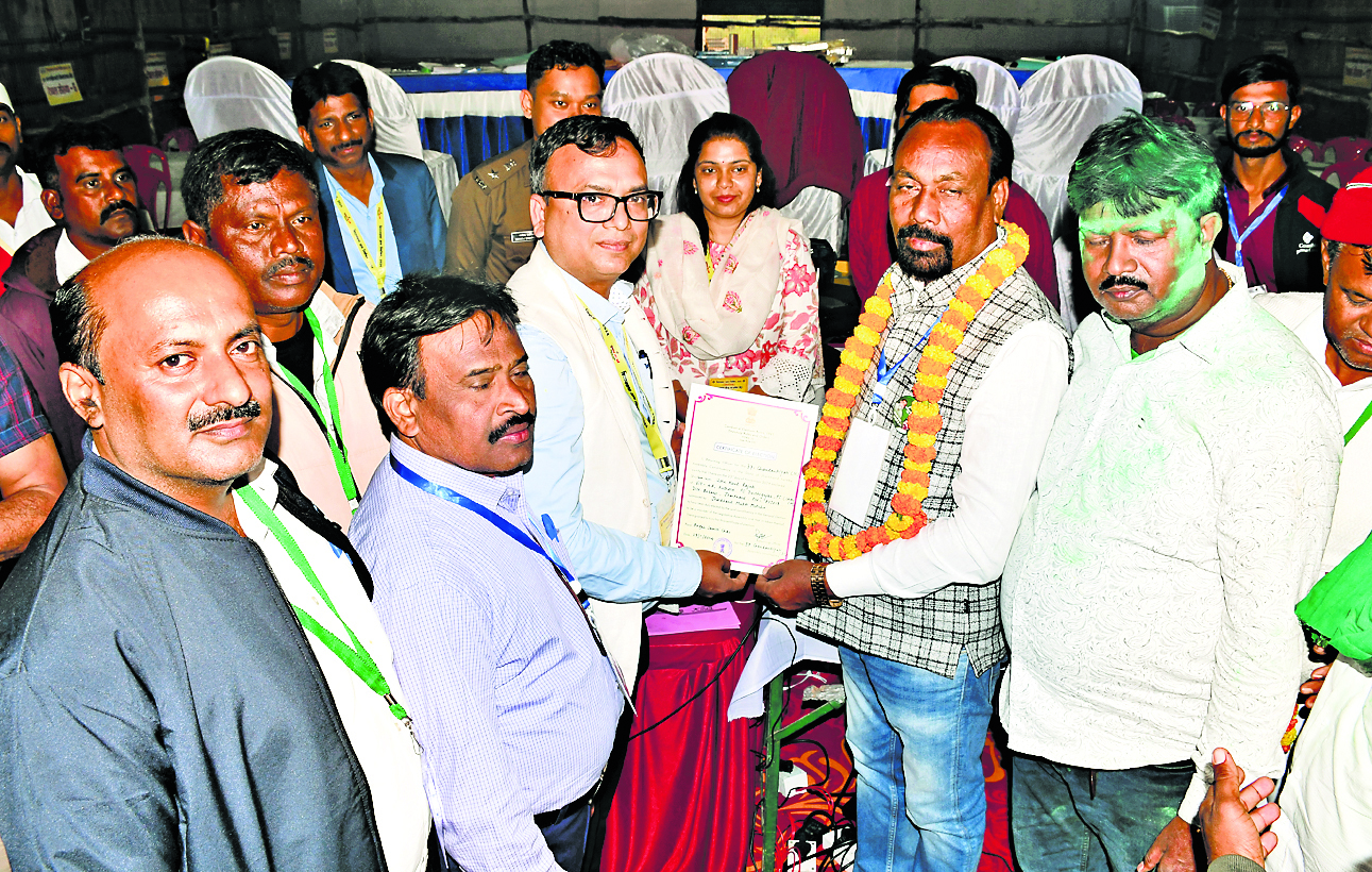 Bokaro News: चंदनकियारी की हवा नहीं भांप पाये अमर कुमार बाउरी, झामुमो ने कर दिया खेला