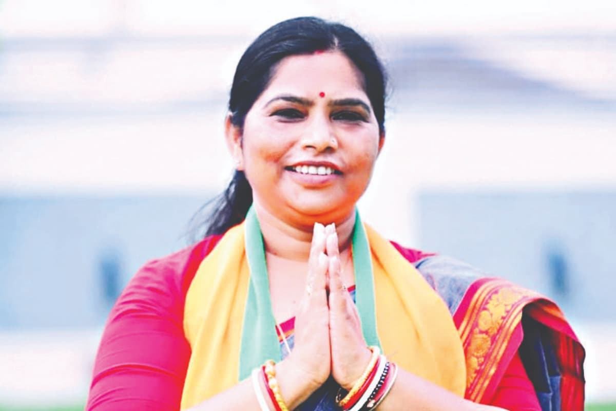 पहले फेज के चुनाव के इस प्रत्याशी की सालाना कमाई सबसे ज्यादा, यह उम्मीदवार सबसे ‘गरीब’