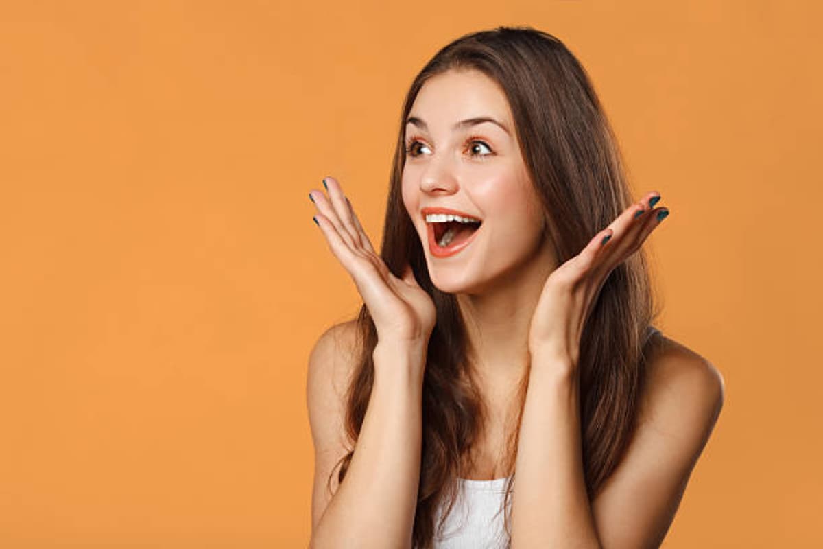 Facial For Glowing Skin: मिनटों में पाएं खूबसूरत ग्लो और निखार,बस आपको करना होगा यह काम