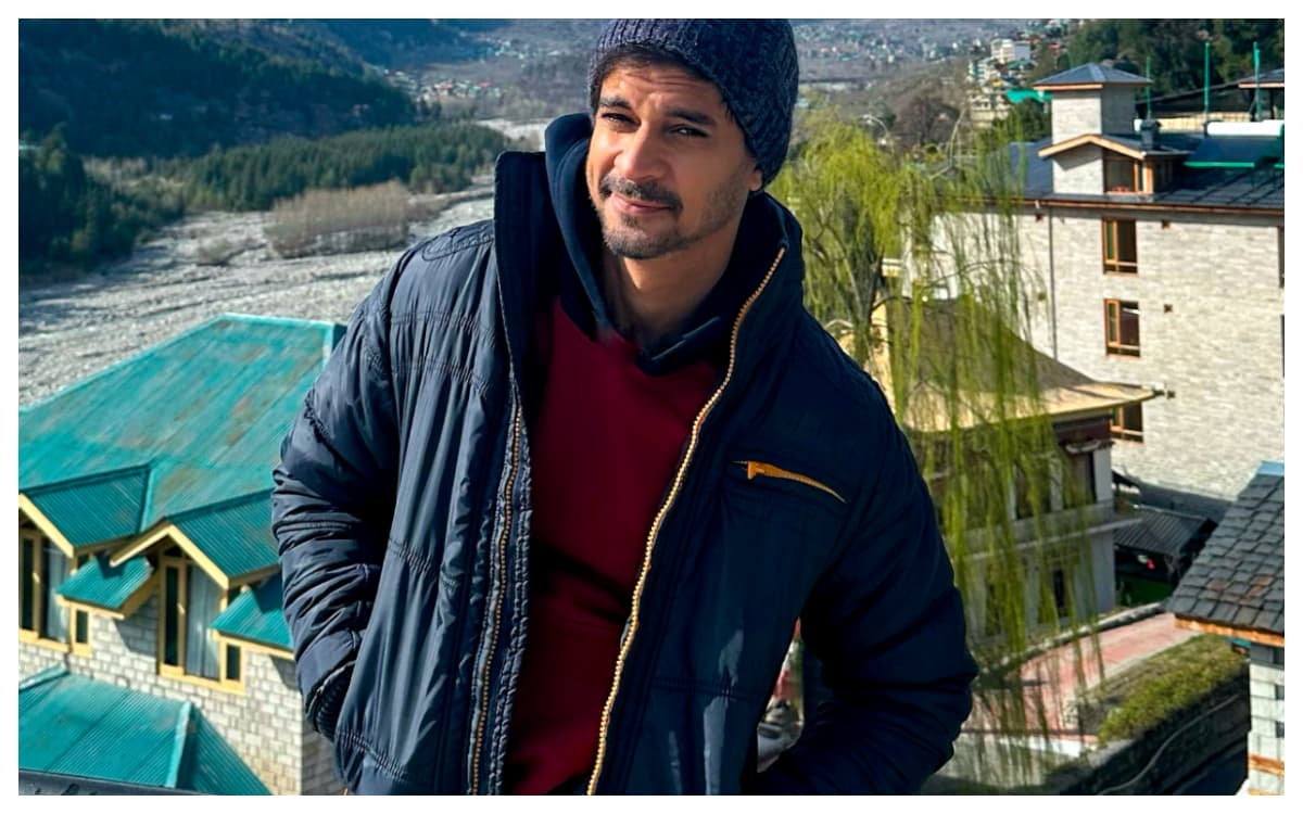 Tahir Raj Bhasin:एक्टर्स को मोटी चमड़ी का बनना पड़ता है,जानिये क्यों एक्टर ने कहा ऐसा