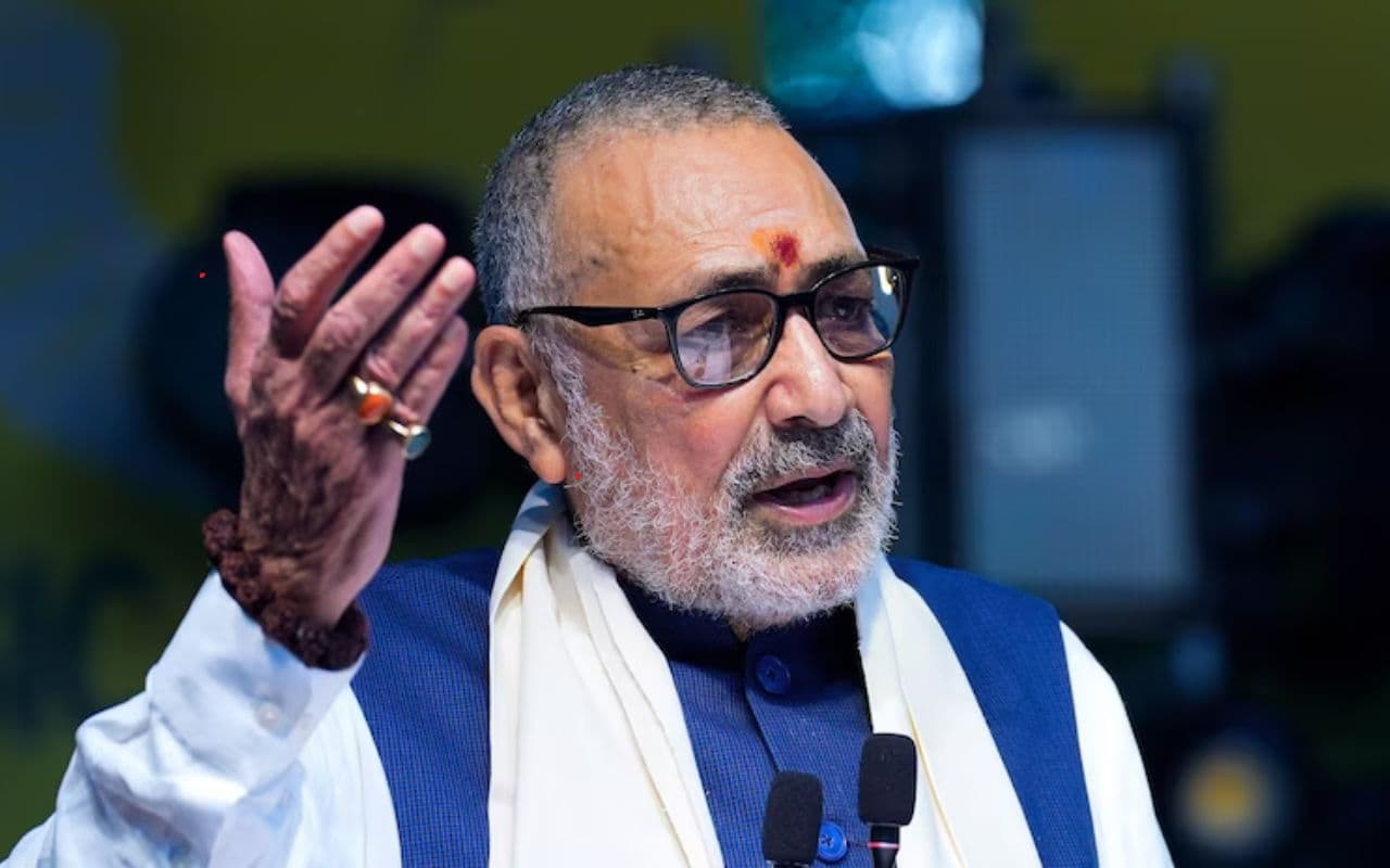 Giriraj Singh: ‘अफजल गुरु को टुकड़े-टुकड़े गैंग ने…’, BJP MP ने विपक्ष पर बोला हमला