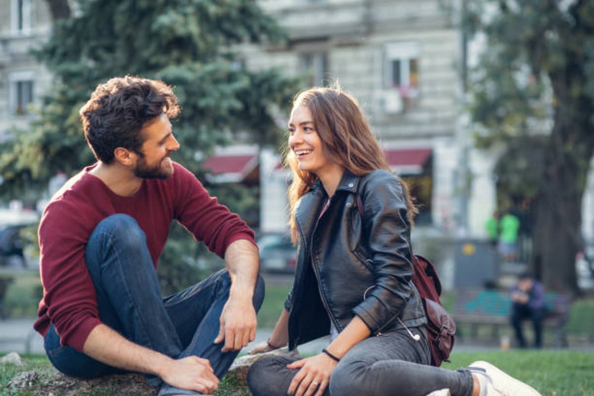 Relationship Tips: खत्म होते रिश्ते को बचाने का काम करेंगे ये 5 टिप्स, जानें