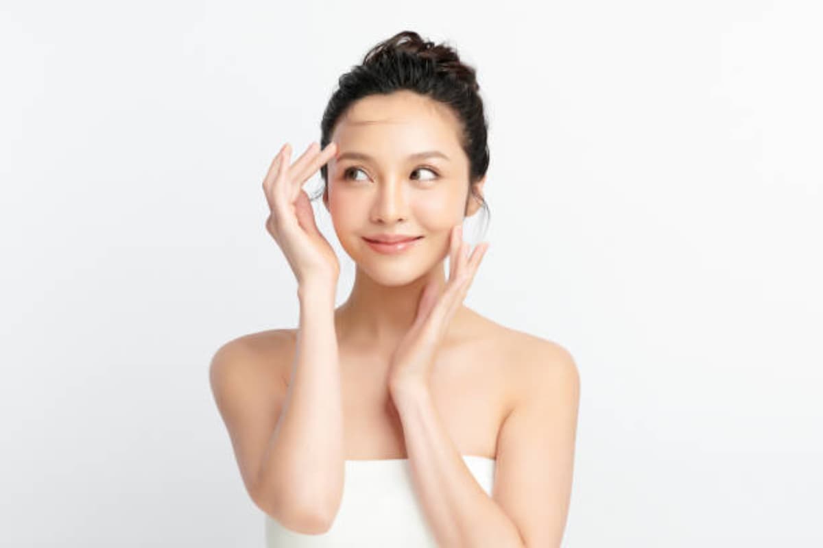 Beauty Tips: चेहरे अब नहीं बचेंगे एक भी दाग-धब्बे और मुंहासे, जानें छुटकारा पाने के आसान घरेलु नुस्खे