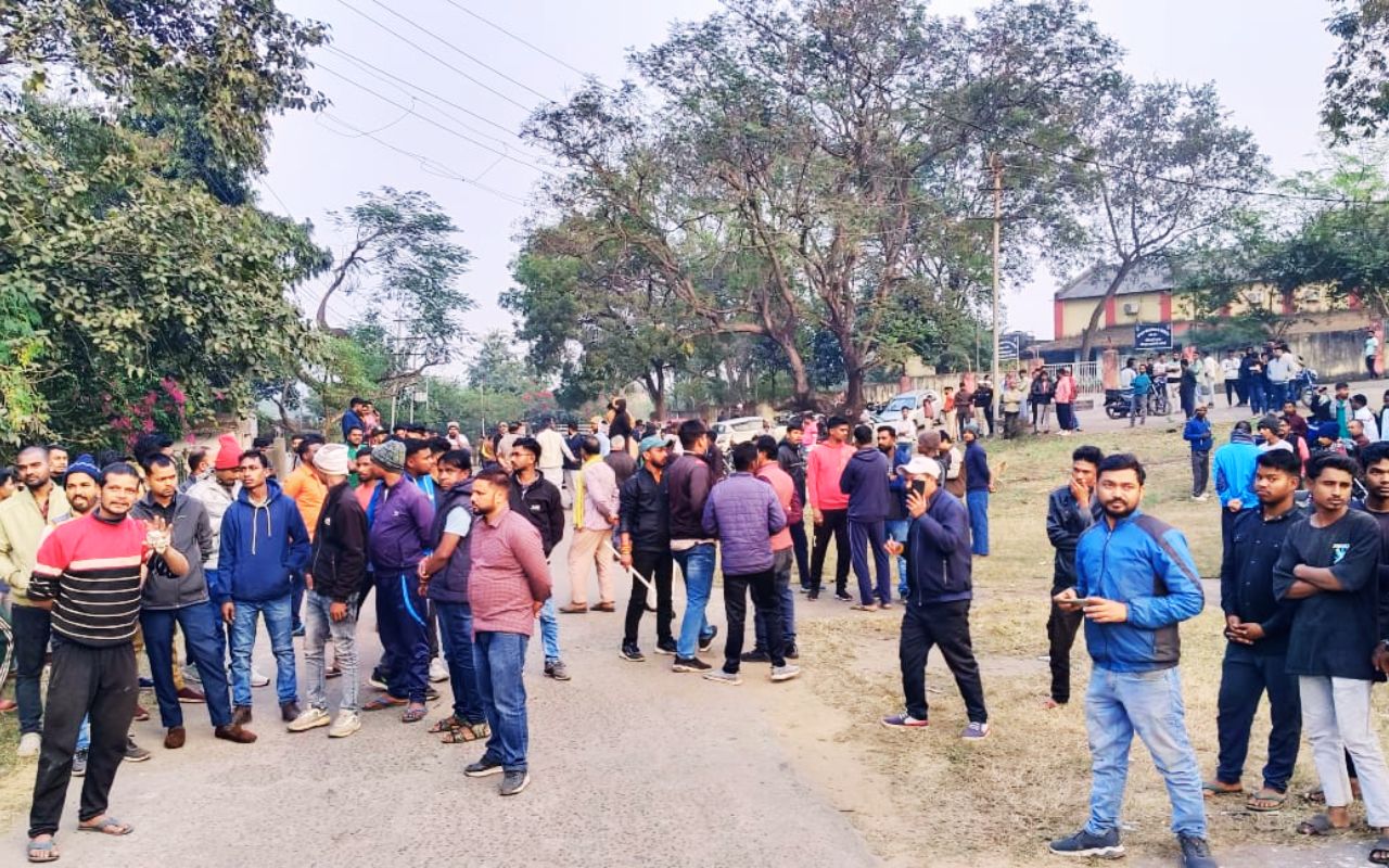 जयराम महतो समेत 7 पर केस दर्ज, सीसीएल क्वार्टर पर कब्जा और चोरी का लगा आरोप