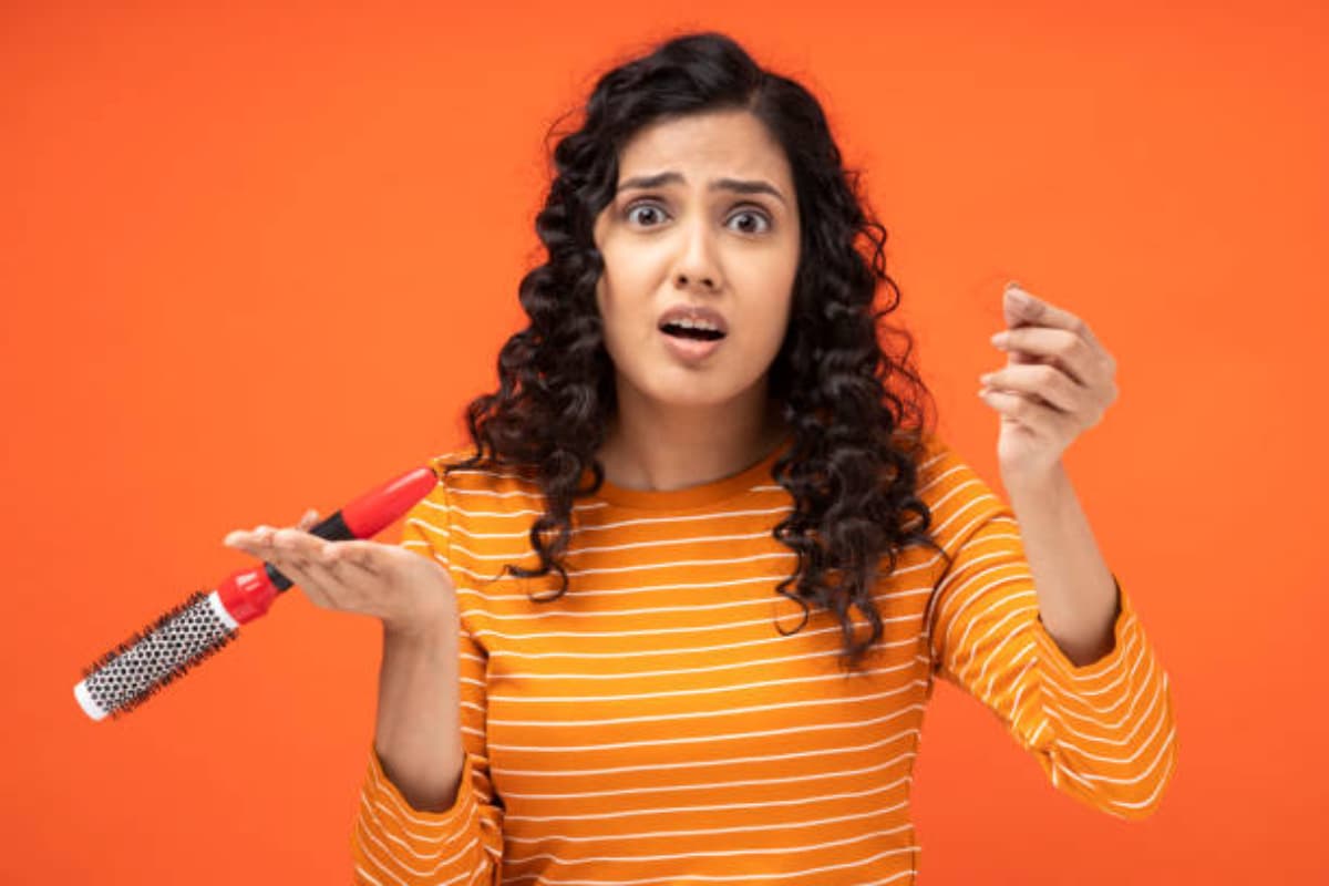 Hair Care Tips: इन सस्ती चीजों के सेवन से बंद हो जाएगा बालों का झड़ना, जरूर करें ट्राई