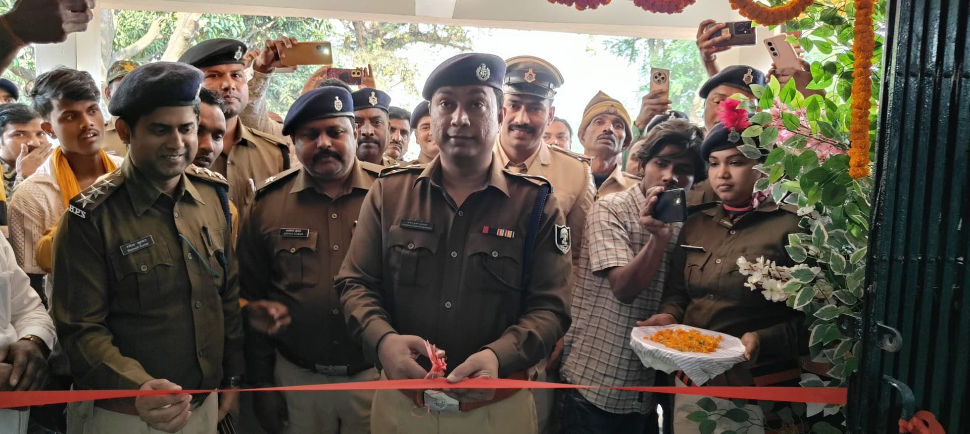 मॉडल थाना मड़ैया का पुलिस अधीक्षक ने किया उदघाटन