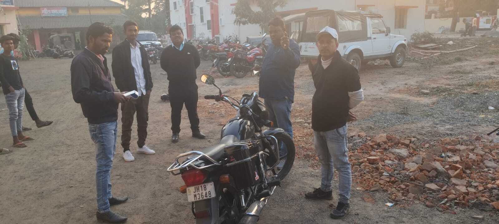 हेलमेट नहीं पहनने पर 45 वाहनों से 48 हजार का वसूला गया जुर्माना