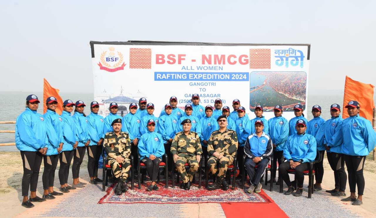 महिला सशक्तीकरण व पर्यावरण संरक्षण का संंदेश दे रहा गंगा रिवर राफ्टिंग अभियान