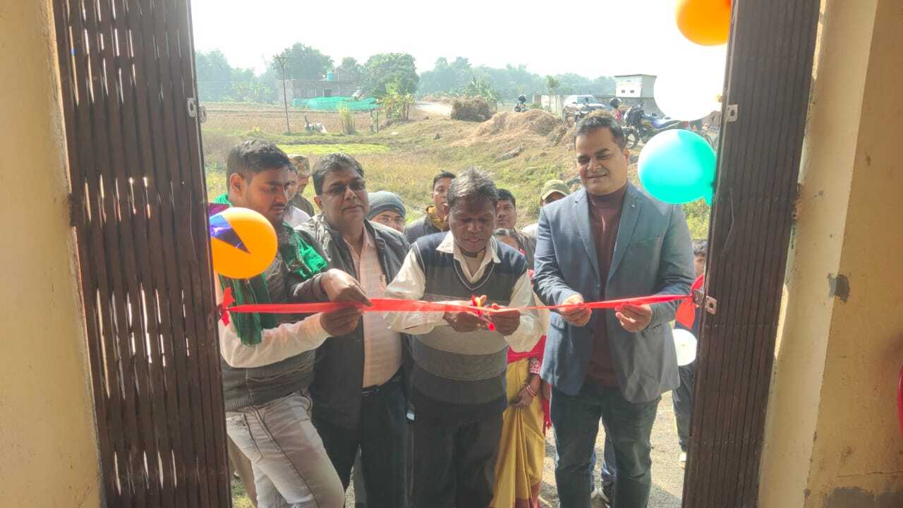 बीडीओ ने धान अधिप्राप्ति केंद्र का किया उद्घाटन
