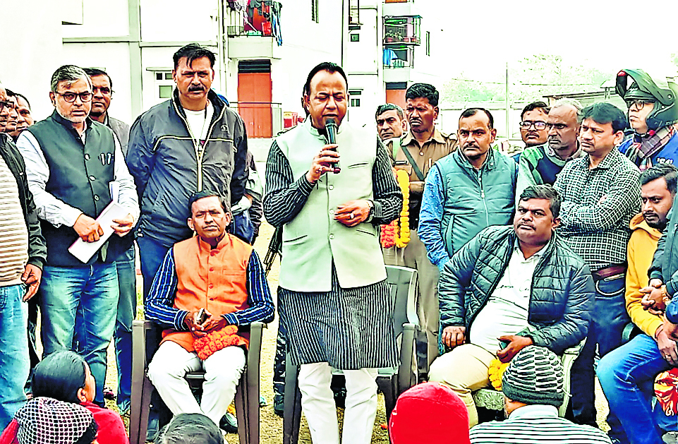 Ranchi News: लाइट हाउस में दो दिन से पानी के लिए हाहाकार