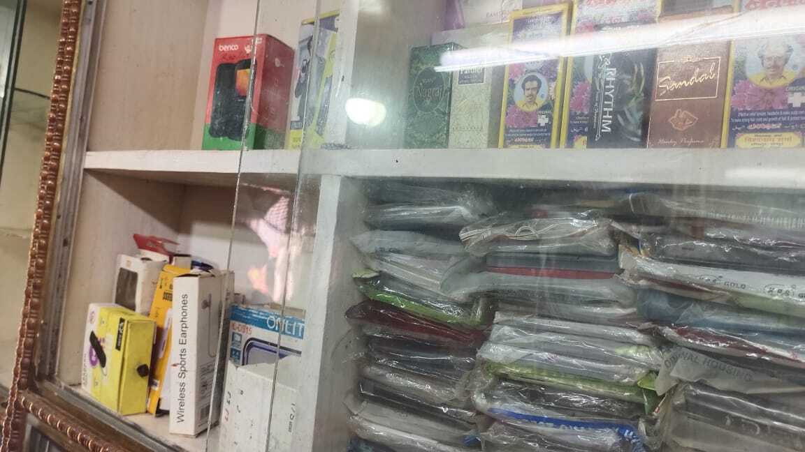 एक ही रात चार दुकानों में चोरी, हडकंप