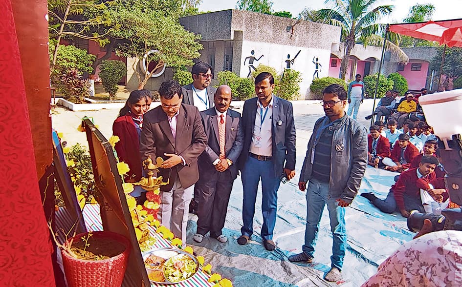 Gopalganj News : जो भी मुकाम मिला, उसमें बेहतर करने का करें सच्चा व ईमानदार प्रयास