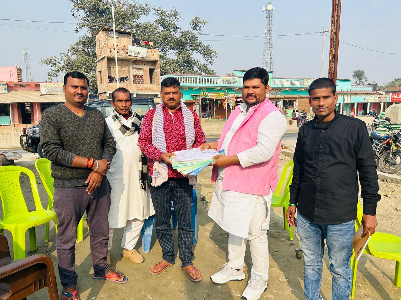 प्रतिपक्ष के नेता तेजस्वी यादव समाज के सभी वर्गों के लिए करते हैं काम:जिलाध्यक्ष