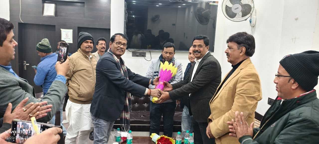 नगर परिषद के मुख्य पार्षद बने रोटरी क्लब के अध्यक्ष नगर परिषद के मुख्य पार्षद बने रोटरी क्लब के अध्यक्ष