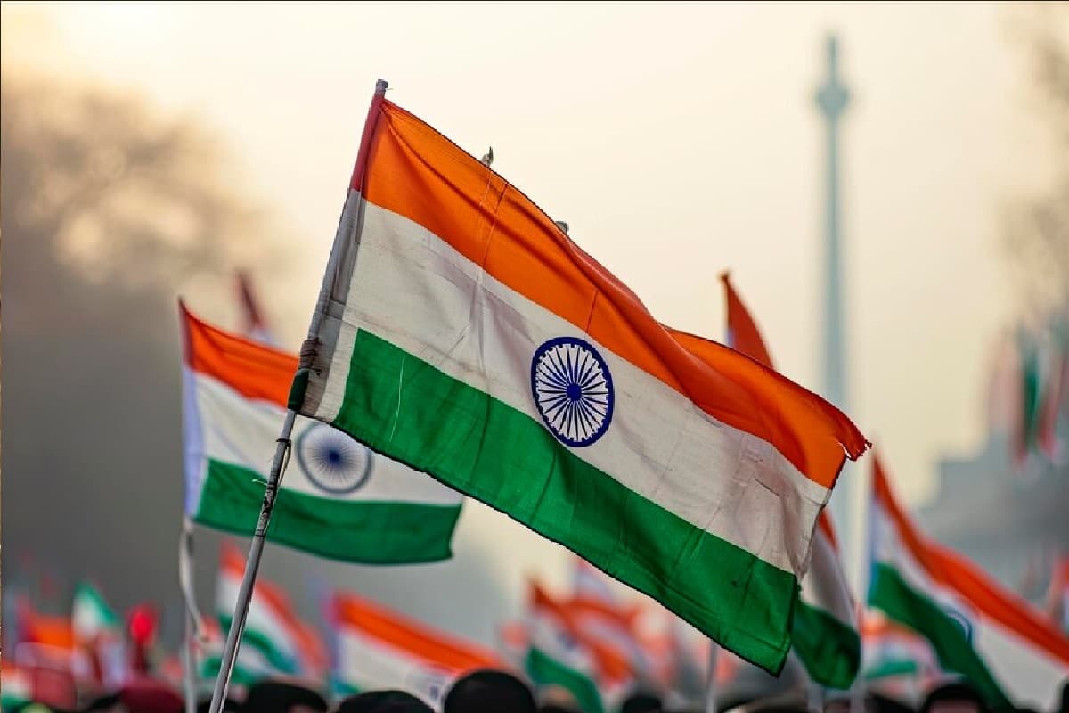 75 साल के गणतंत्र भारत की वो 75 योजनाएं, जिसने आम आदमी से लेकर अर्थव्यवस्था तक को किया बुलंद
