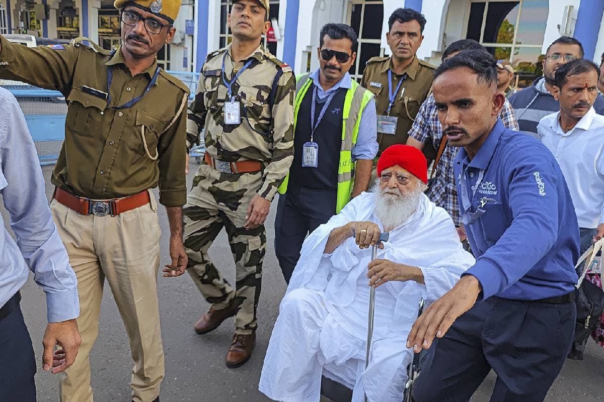 आसाराम बापू आएंगे जेल से बाहर, नहीं मिल पाएंगे भक्तों से, जानें सुप्रीम कोर्ट ने किस ग्राउंड पर दी जमानत